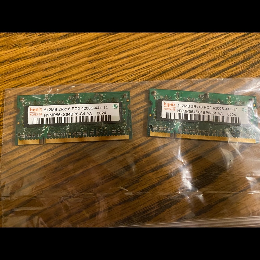Two 512MB RAM